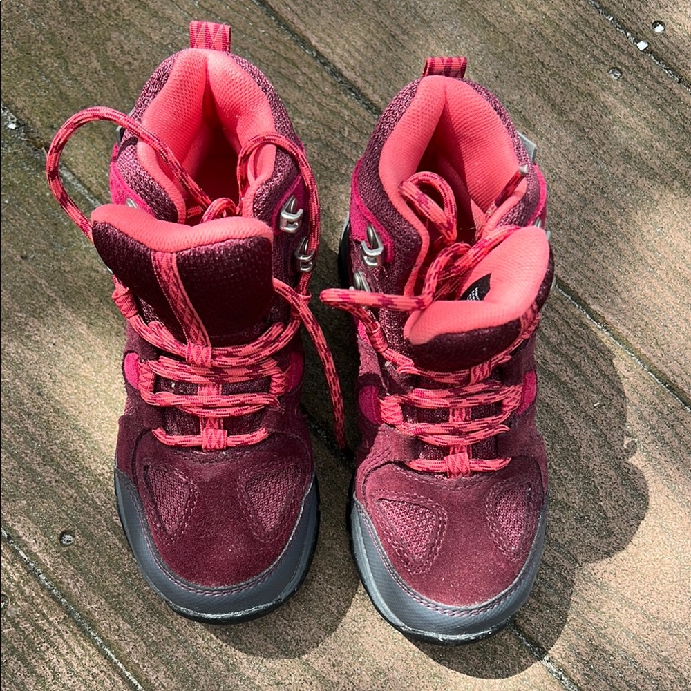 L.L. Bean Burgundy Boots with Mesh Upper and Traditional Lacing